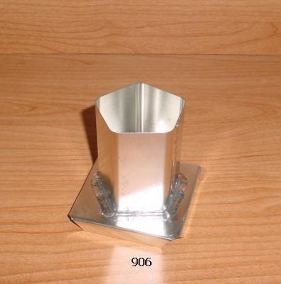 Форма для свечи пентагон 9 см*5 см*5см Форма для свечи из жести предназначена для изготовления свечей из парафин-стеариновой смеси.