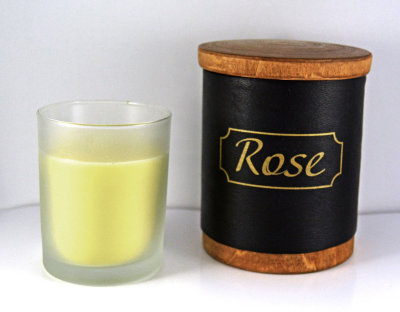 Ароматическая свеча PREMIUM с маслом Розы 