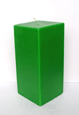 Свеча куб Зеленая Свеча куб зеленого цвета